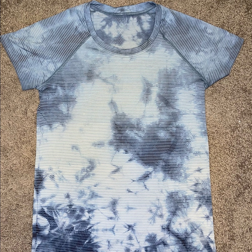 blue tie dye swiftly tech, size 6